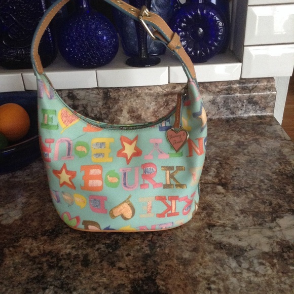 Dooney & Bourke Handbags - Dooney & Bourke Shoulder/tote Bag